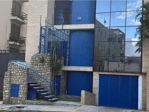 Venta De Edificio Comercial Bello Monte 720m2