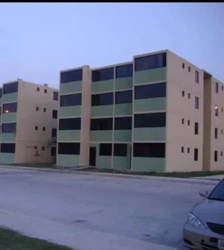Venta Apartamento Planta Baja-ampliado En Paraparal Urbanización Buenaventura Los Guayos-edo.carabobo Gz