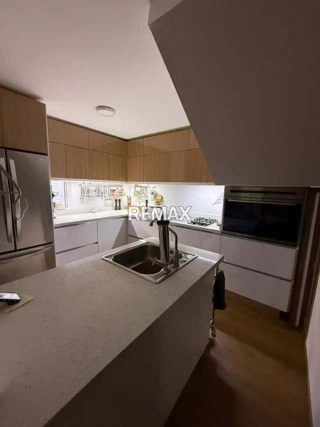 Excelente Townhouse de 2 Habitaciones Maneiro Conjunto Residencial El Retiro. Isla de Margarita cerca del centro comercial Sambil