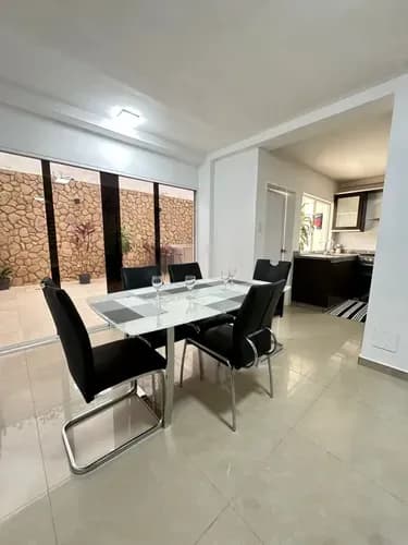 Hermanas Mota Venden Moderno Townhouse Amoblado Ubicado En San Diego. Res Villa Sofia