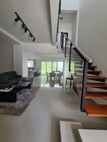 Arquitectura Y Diseno Inmejorable