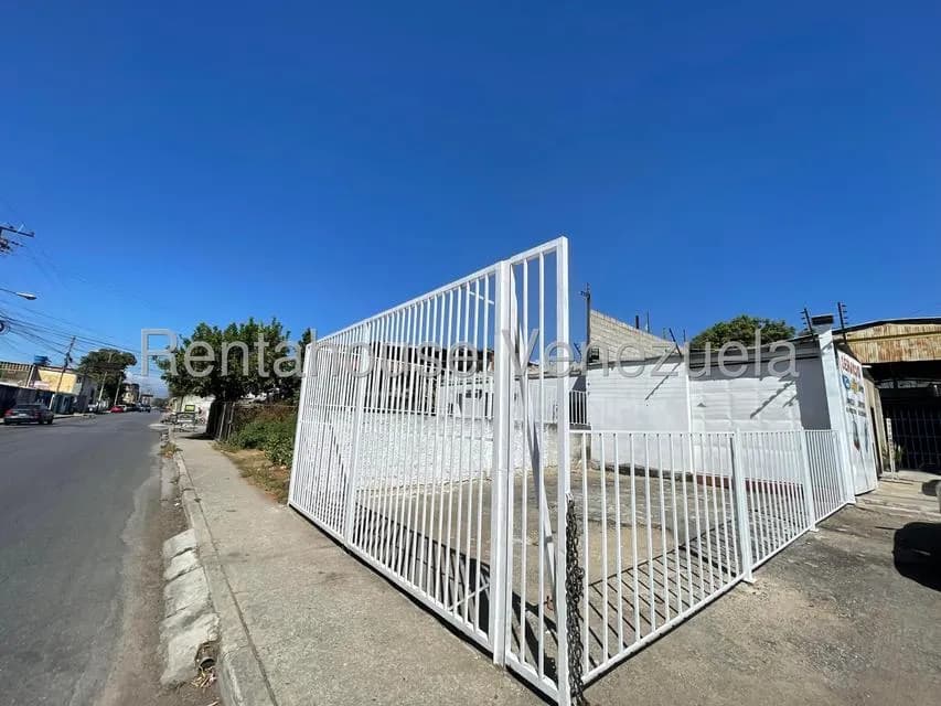 Comercial (Local Comercial) en Alquiler en Piñonal, Aragua