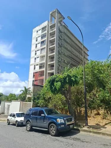 Vendo Apartamento En Urbanización Quenda Los Teques Obra Blanca