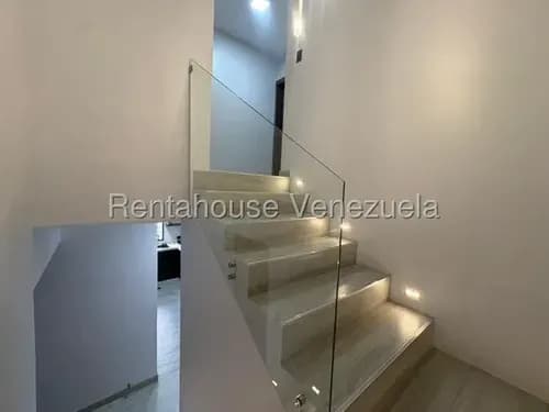 Apartamento De 166m2 En Triángulo Del Este: Terraza Con Vista Panorámica, Planta Eléctrica Y Diseño Moderno @eloisabermudez.rah