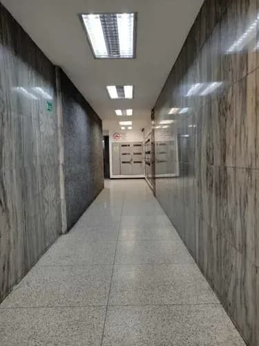 Oficina / Local Comercial En Venta 330 M2 - La Hoyada