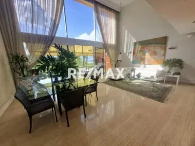 En Venta Townhouse (casa) en Los Naranjos del Cafetal