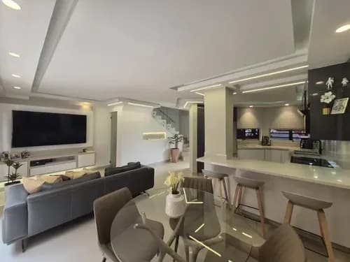 Town House Res. Altos De Aricagua, Urb Mañongo. Naguanagua Edo Carabobo