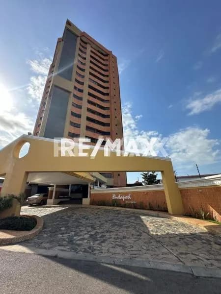 EN VENTA APARTAMENTO BUDAPEST