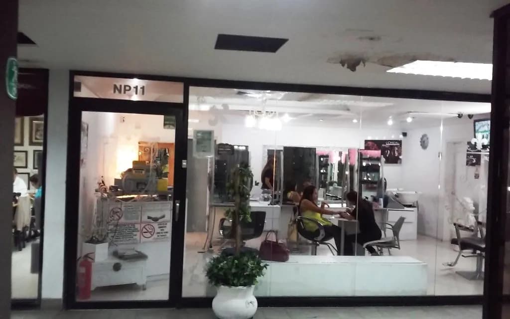 Comercial (Local Comercial) en Venta en Los Samanes, Distrito Metropolitano