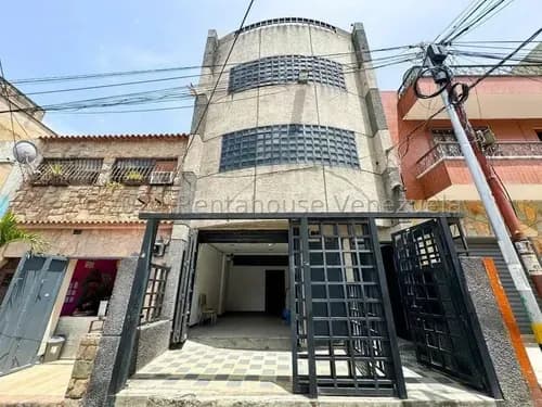 Edificio En Venta En Catia 25-881