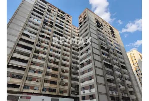 Lindo Y Amplio Apartamento En Venta En Los Ruices