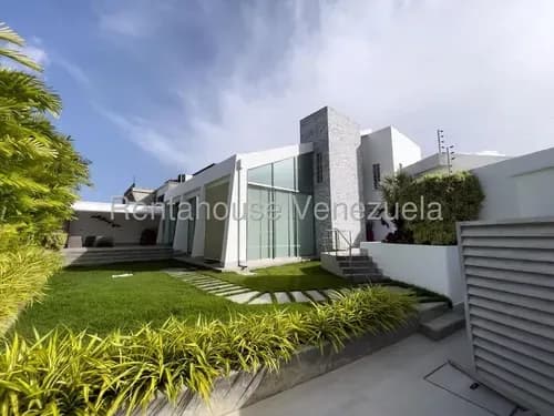 Mn - Casa Dúplex En Venta Los Samanes De 300 M2, Calle Cerrada Con Vigilancia, Mls 26-3772