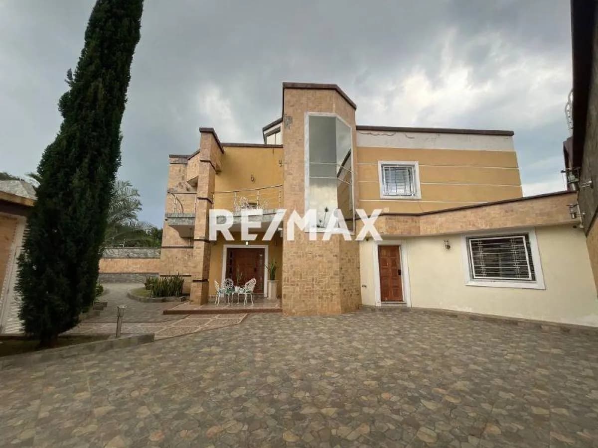 En venta Casa quinta Conjunto Residencial Santa Rosalia-Cagua