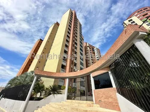 Julio Martínez Vende Amplio Apartamento En Obra Gris Al Este De Barquisimeto, Listo Para Ser Transformado En Tu Hoagar Ideal.