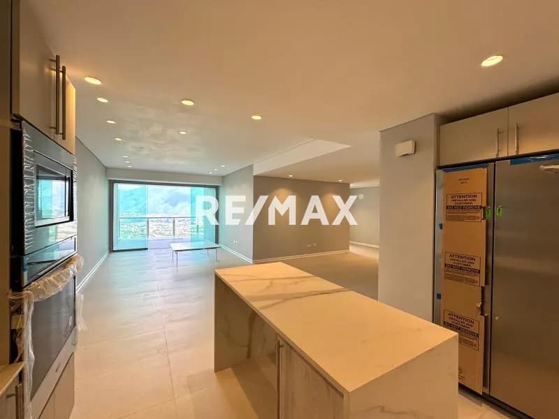 NUEVO Apartamento 140m2 Obra Gris. Terrazas Alto Hatillo. Financiado