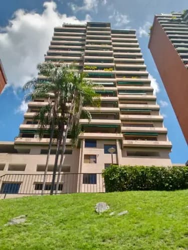 Lisbeth Mantilla Vende Apartamento En Res Isla Coral, Urb El Parral.