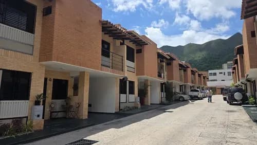 Venta Townhouse Mañongo Piedras Pintadas Residencias Montelibano !! **mf**