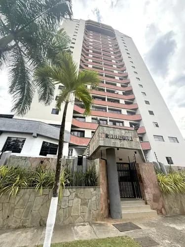Apartamento Amoblado 119 M2 Piso 15 En Venta Karenna El Parral Valencia. Pla-1952