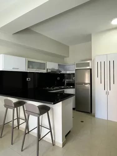 Alquiler De Moderno Apartamento En Valencia La Trigaleña Lt-ski