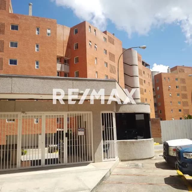 Se vende apartamento en obra Gris Los Samanes