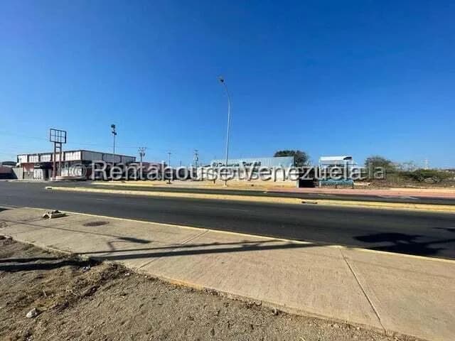 Terreno (Comercial) en Venta en Punto Fijo, Falcon