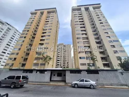 Er 26-18989 Apartamento En Venta Urb. Guaicay, Caracas Yf
