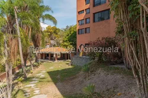 Townhouse En Venta Lomas De La Trinidad Mls# 26-17885 Gn