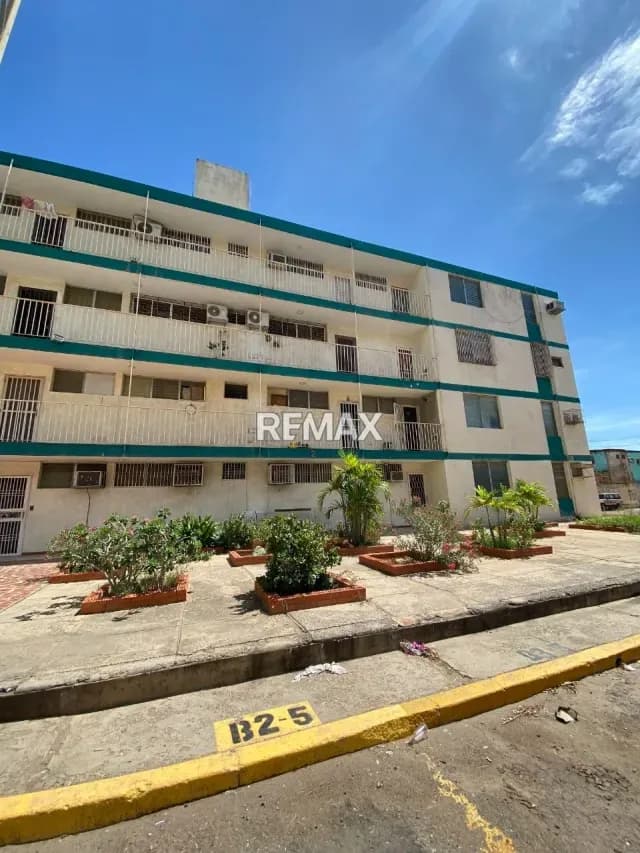 En Venta Apartamento en Conj Resd El Porton, sector Pueblo Nuevo