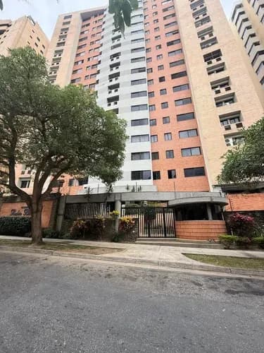 Apartamento En Alquiler: Trigaleña Alta Residencias Bahía Blanca Planta Y Pozo Gg-dr