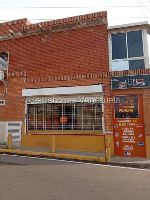 Casa en venta - $100k