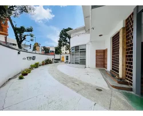 Casa Comercial santa Mónica