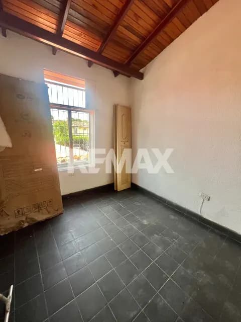Disponible para la Venta, excelente inversión tipo thownhouse
