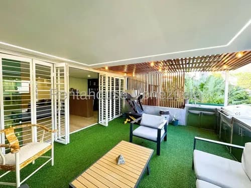 Apartamento En Venta En Santa Eduvigis Terraza Piscina Amoblado Pisos De Marmol