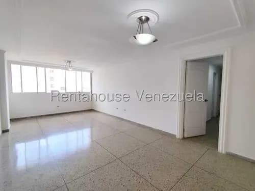 Apartamento En Venta En La Florida Yh