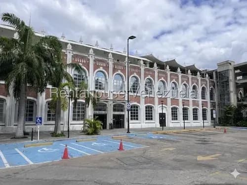 Negocio En Venta En Zona Centro De Maracay Aragua 26-18773 Ig