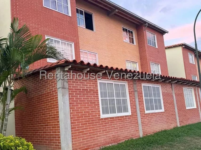 Apartamento (1 Nivel) en Venta en Alto Grande, Miranda