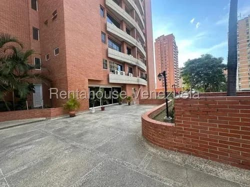 Se Alquila Apartamento En Santa Mónica