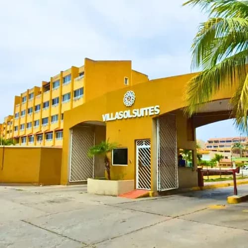 Apartamento En Venta, Villasol Suites, Complejo Turistico El Morro, Lechería