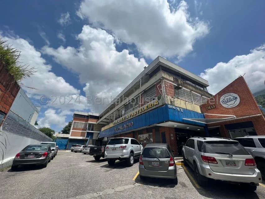 Comercial (Consultorio Medico) en Alquiler en El Marques, Distrito Metropolitano