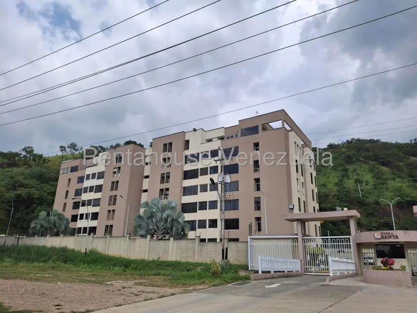 Apartamento (1 Nivel) en Venta en Santa Rosalia, Aragua