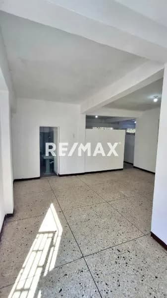 SE VENDE APARTAMENTO EN TARIBA