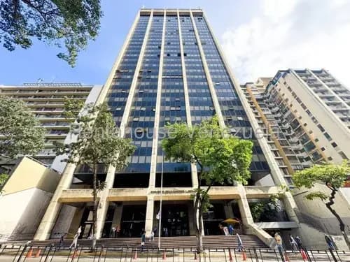 Venta De Oficina En La Candelaria. Cira Simancas Medina. Mls #25-23463