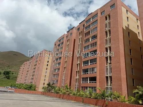 Leandro Manzano, Apartamento En Venta, Ubicado En El Encantado, Av, #26-21376