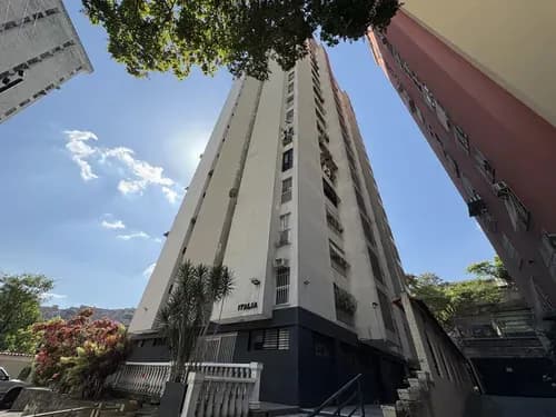 Se Vende Apartamento En Palo Verde Av Principal