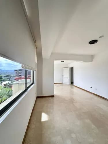 Amplio Apartamento En Venta En Residencias Frutas Condominiums Guatire