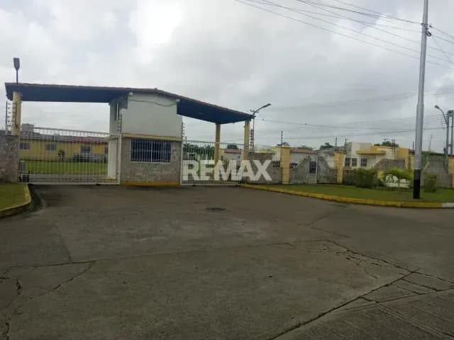 Se Vende Cómoda Casa en Las Palmeras II, Sector Tipuro II.