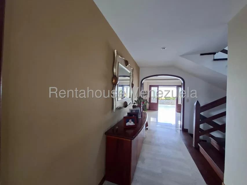 Casa (Multipes Niveles) en Venta en Los Naranjos del Cafetal, Distrito Metropolitano
