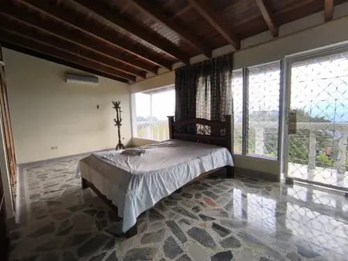 Hermosa Casa Venta San Cristobal Pirineos Tachira Unifamiliar Urbanizacion De Dos Plantas Y Un Sotano En