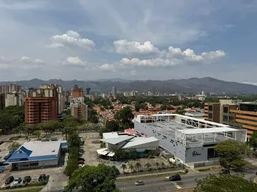 Apartamento En Alquiler Resd. Mont Blanc Trigaleña, Planta 100% F. R