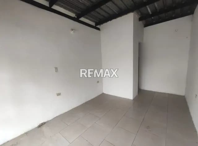 ALQUILO-LOCAL COMERCIAL | URB. EL RECREO - CABUDARE